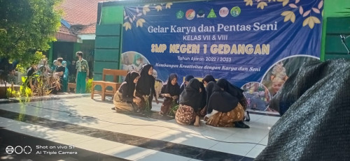 GELAR KARYA DAN PENTAS SENI KELAS 7