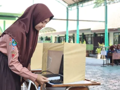 PEMILU OSIS Berbasis Digital; SPENSAGED gunakan  SMART ID CARD