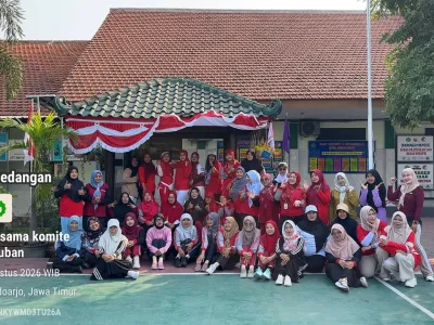 Sinergi Sekolah, Komite, dan Paguyuban SMPN 1 Gedangan; melalui Senam Bersama dan bakti lingkungan