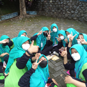 OUTDOOR LEARNING KELAS 7