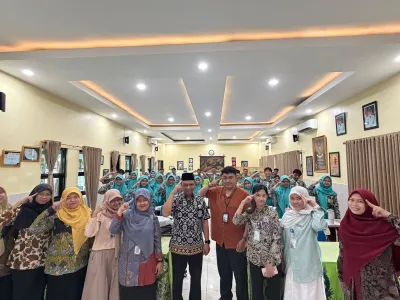 Podcast SEMBARI Bekali Pelatihan Sistem Editing Video; Tips Sukses Raih FYP  