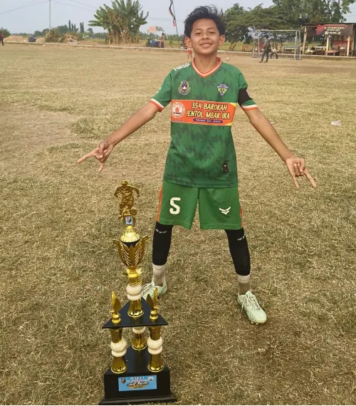 Sang Bintang Lapangan dari SMPN 1 Gedangan; Juara 1 Turnamen Sepak Bola An-Nur Cup 2026
