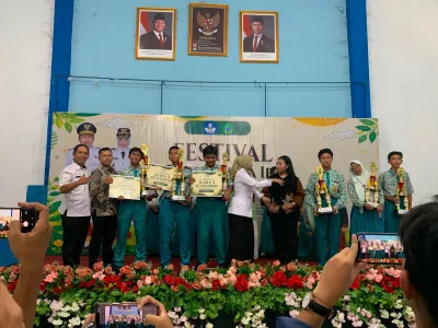 SMPN 1 Gedangan Raih Juara 1 Dagelan Tunggal FTBI 2026